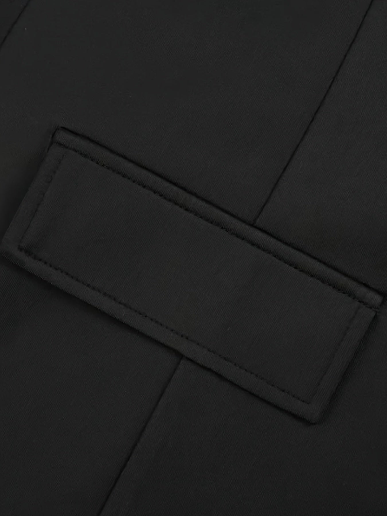 Modisches Lässiges Outfit für Damen