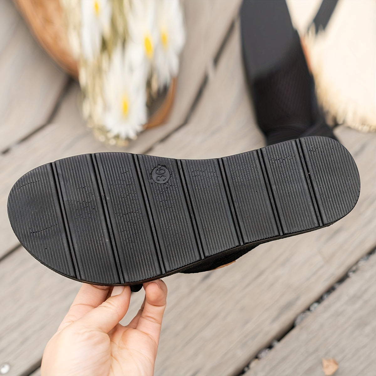 Bequeme Flachschuhe mit Kreuzriemen für Damen