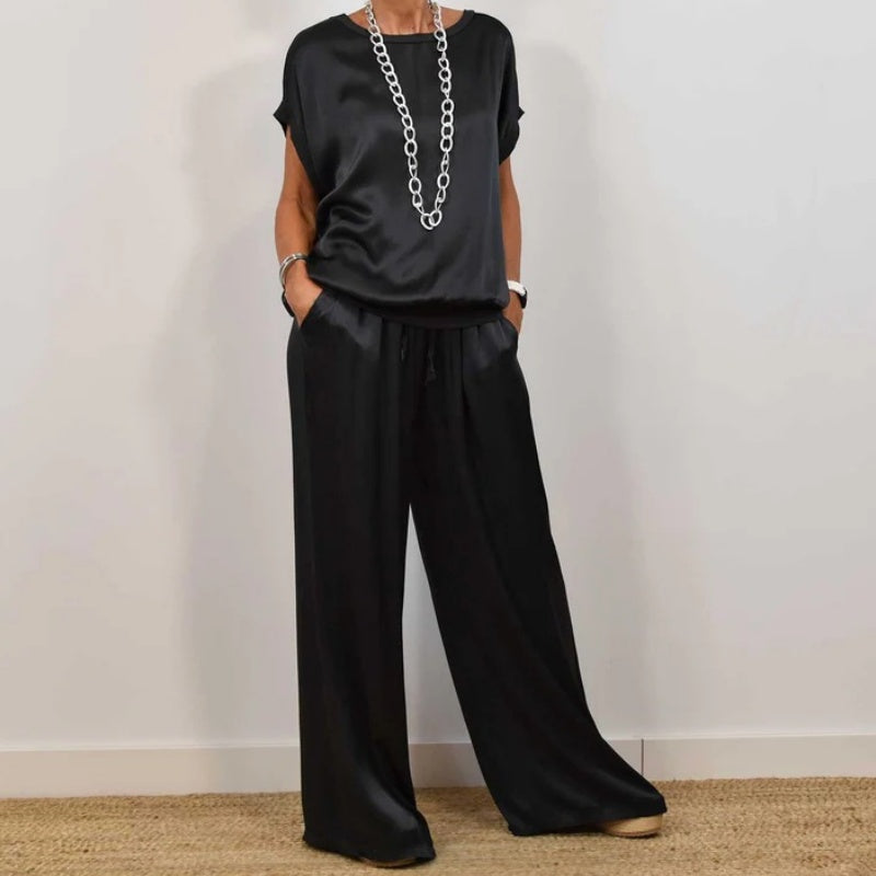 Stylisches zweiteiliges Set für Damen