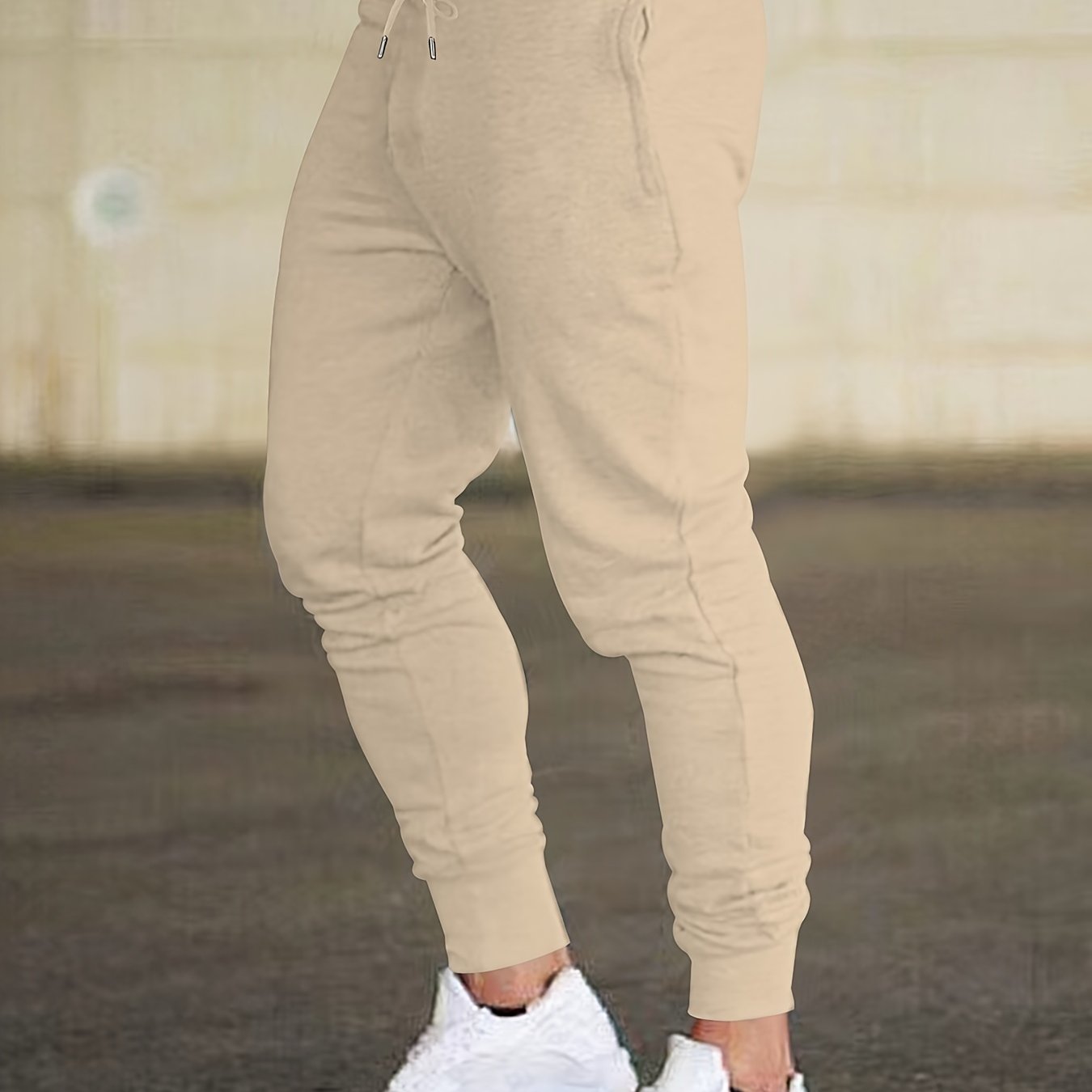 Bequeme Stretch Hose mit Reißverschlusstaschen und Kordelzug für Herren