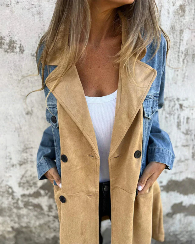 Jeans und Wildledermantel für Damen