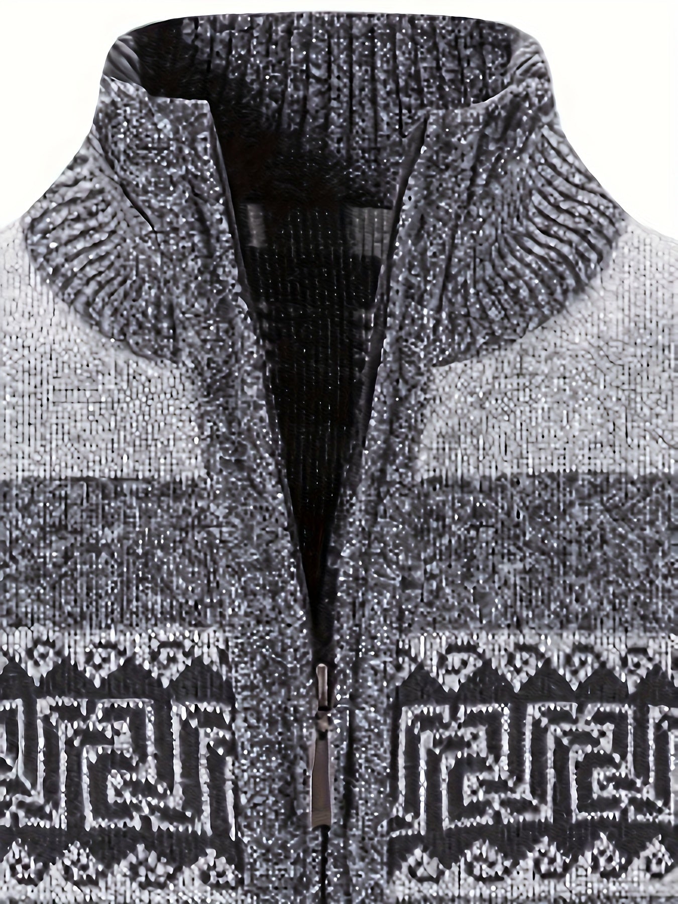 Strickpullover mit Fleecefutter und Ethnischem Wellenmuster