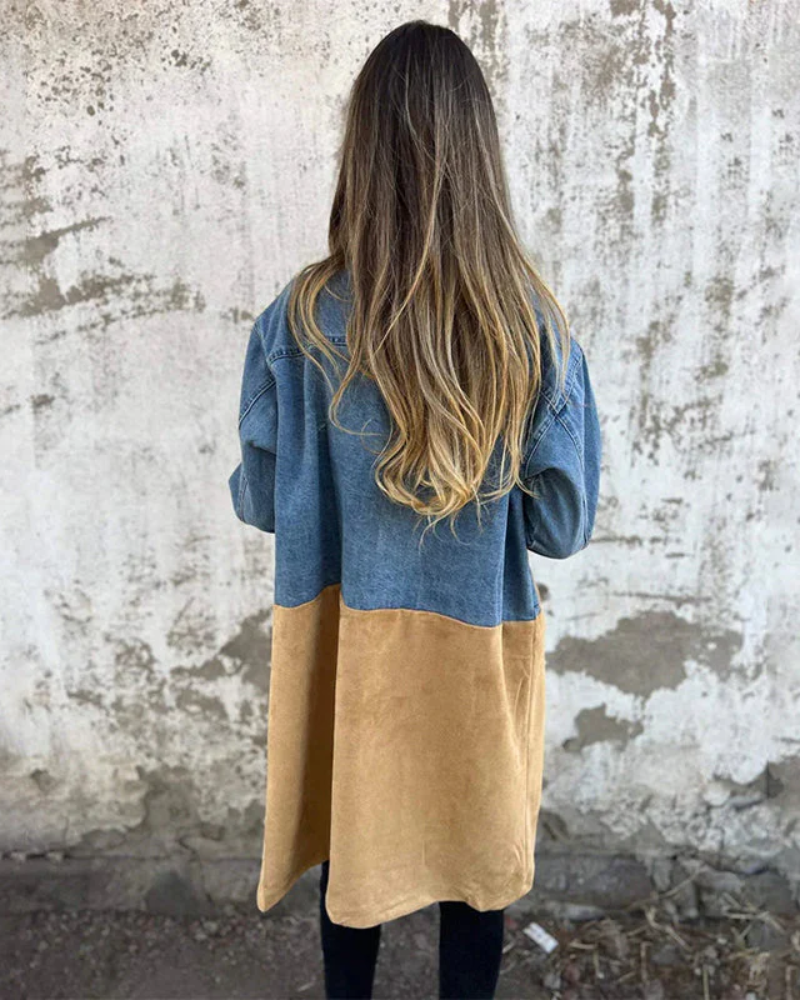 Jeans und Wildledermantel für Damen