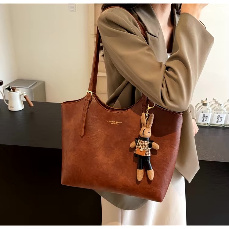 Donna Schicke Tasche