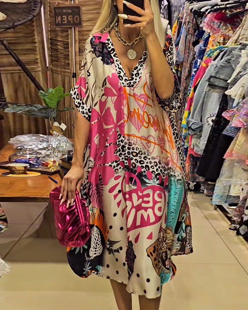 Lässiges Kleid mit tiefem V-Ausschnitt Leoparden und buntem Print für Damen