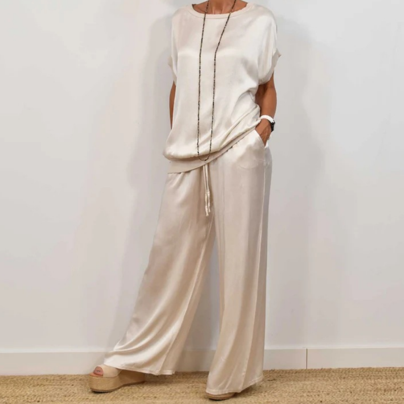 Stylisches zweiteiliges Set für Damen