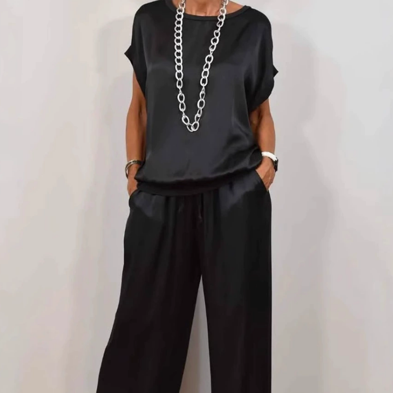 Stylisches zweiteiliges Set für Damen